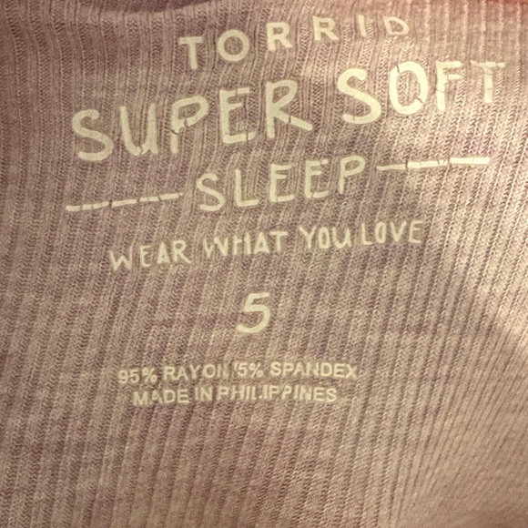 torrid size 5 Light Lavender Scoop Neck Tank Top - Picture 2 of 5